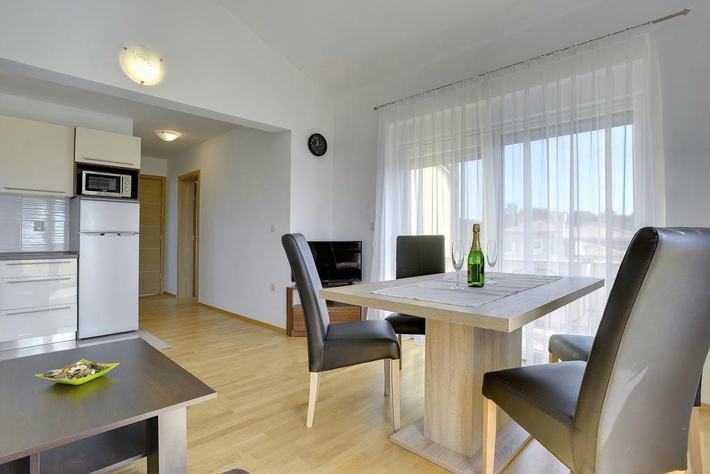 Apartments Kralj Medulin Eksteriør bilde