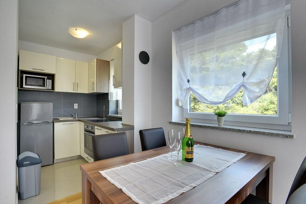 Apartments Kralj Medulin Eksteriør bilde