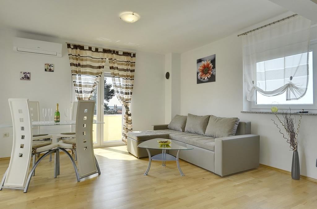 Apartments Kralj Medulin Eksteriør bilde