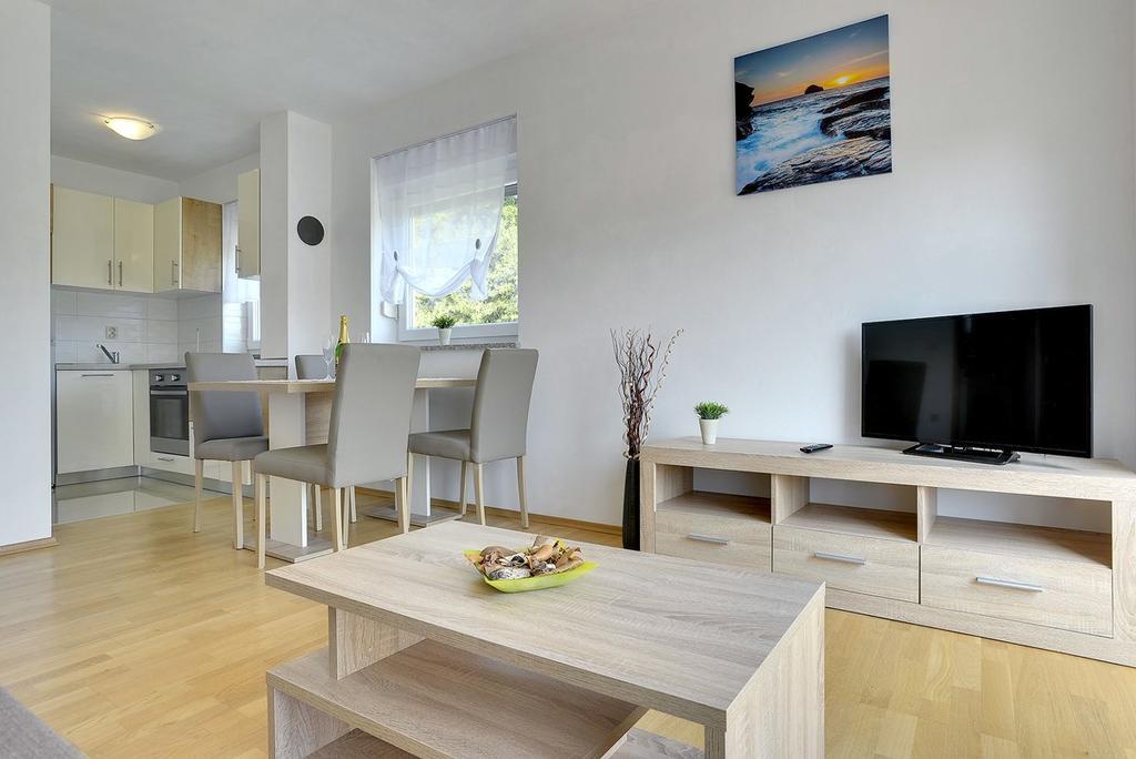 Apartments Kralj Medulin Eksteriør bilde